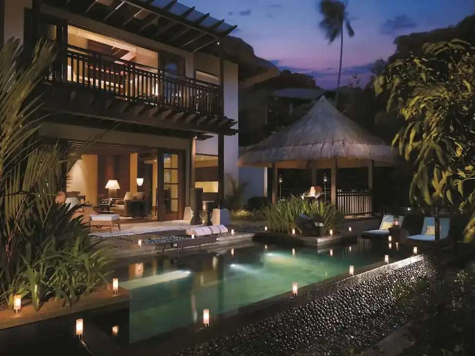 Loft garden Villa ở Shangri-La Boracay @traveloka