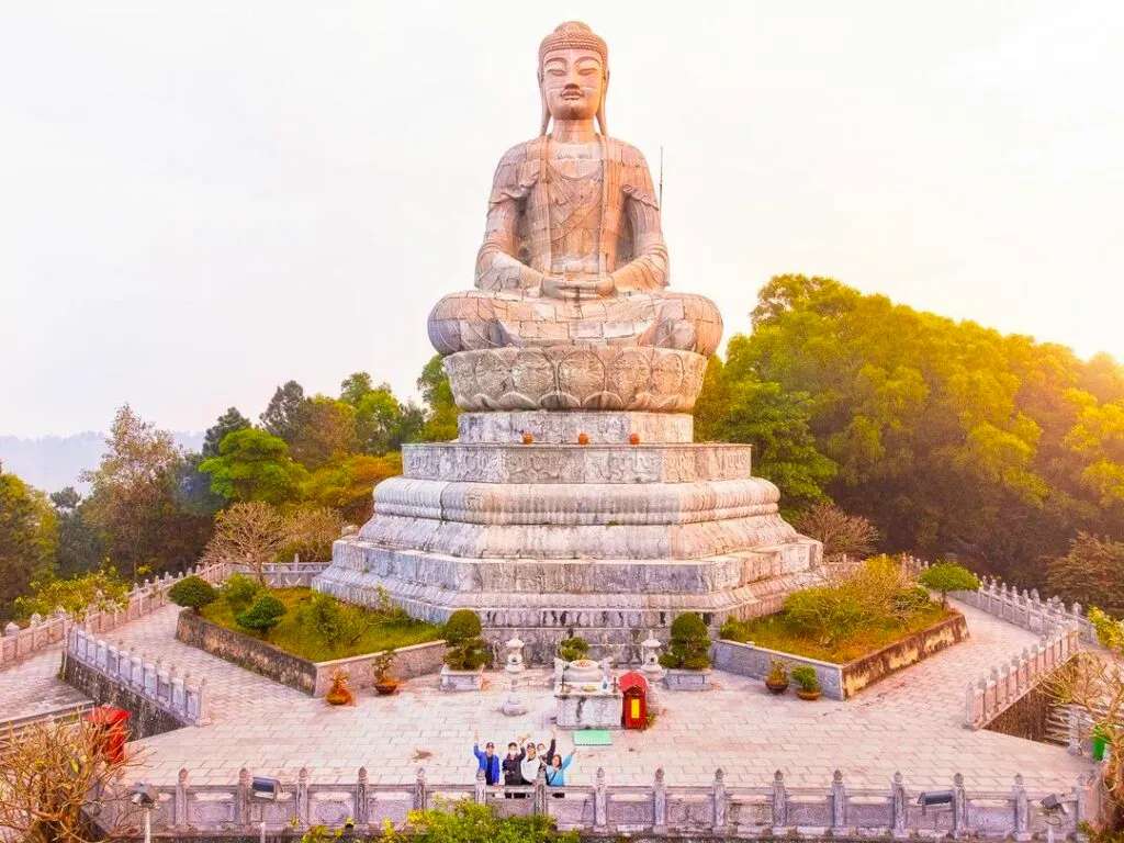Tham quan chùa Phật Tích với lối kiến trúc cực đẹp