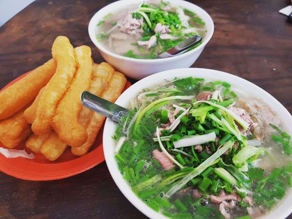 Phở gia truyền Bát Đàn ở Hà Nội 