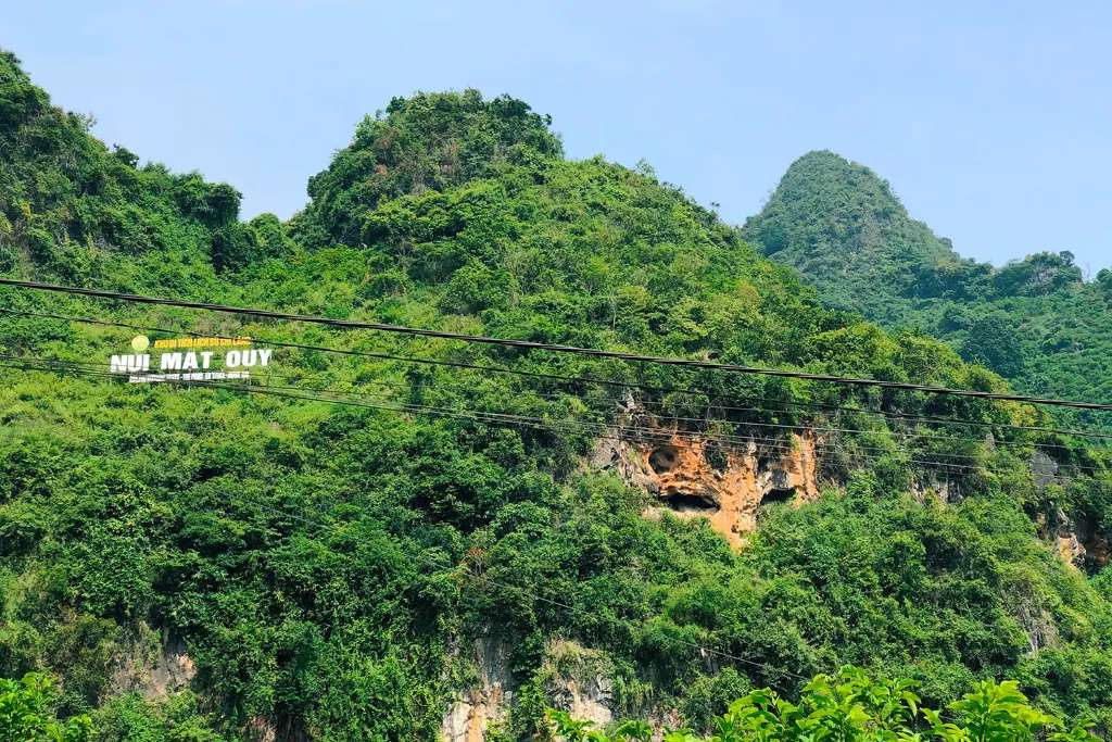 Ghé thăm Quỷ Môn Quan khi du lịch ải Chi Lăng 