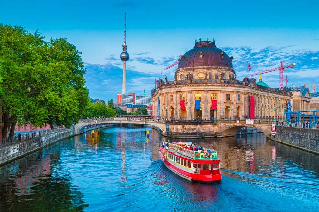 Bật mí một vài kinh nghiệm khi đi du lịch Berlin @shutterstock