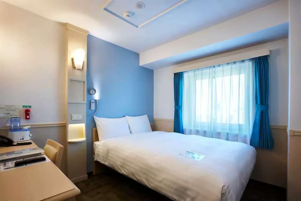 Không gian phòng nghỉ tại khách sạn Toyoko Inn Seoul Yeongdeungpo