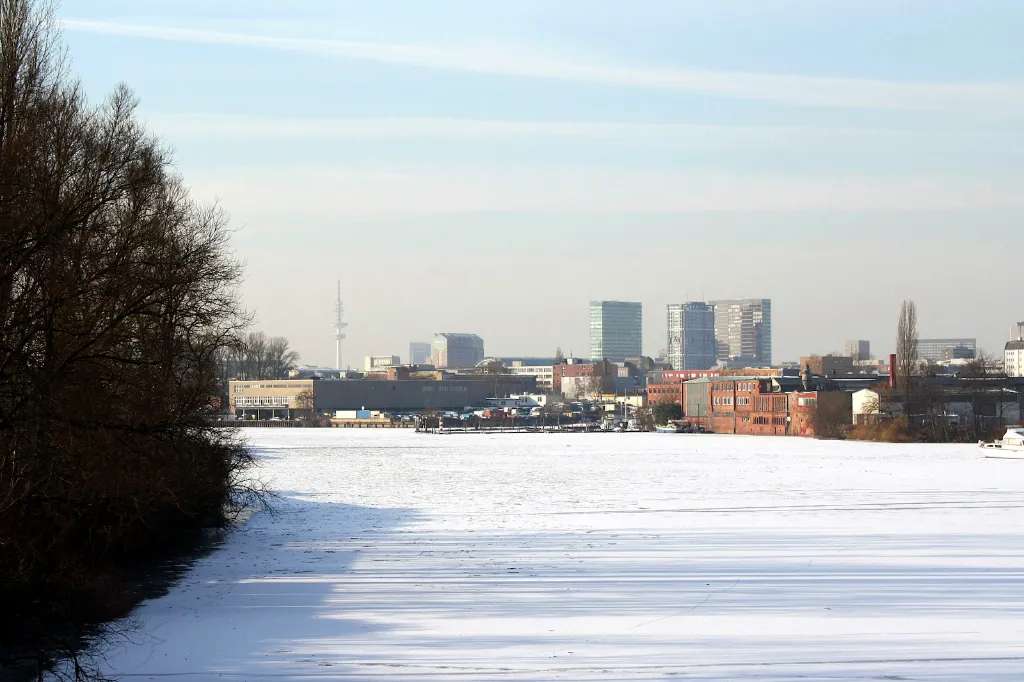 Thời điểm tuyết phủ tại cảng Hamburg @Wallpapers