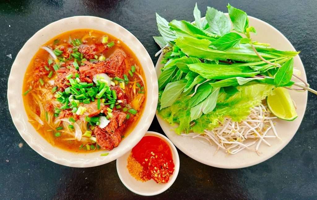 hủ tiếu bò kho