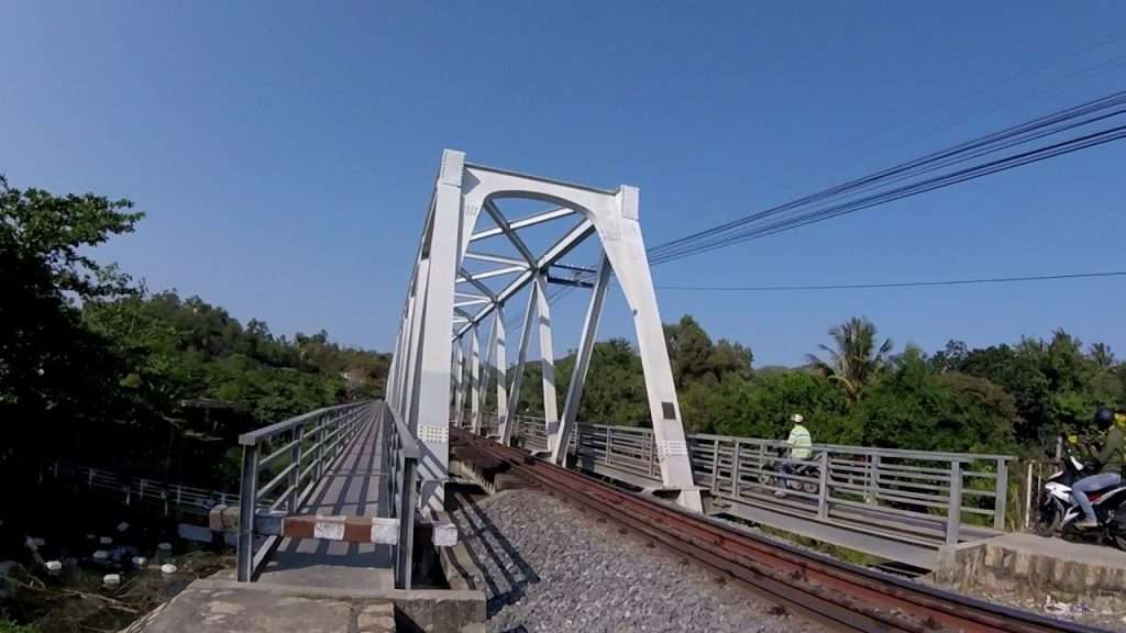 Cầu Sắt Nha Trang