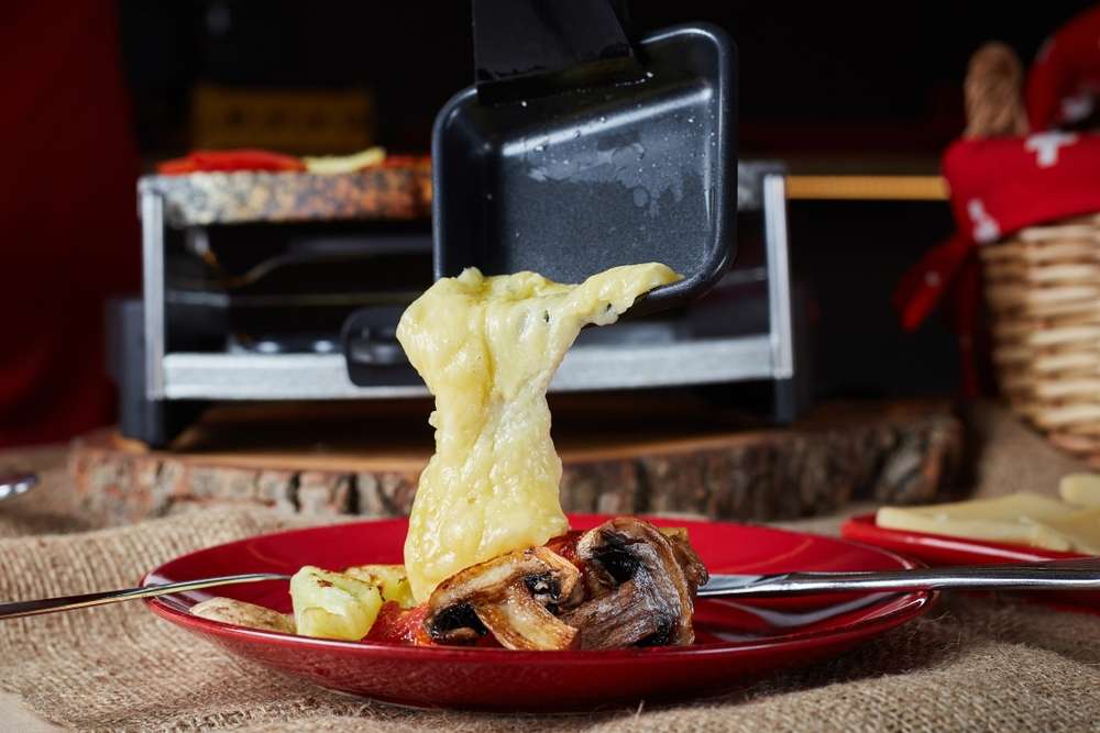 Phô mai chảy Raclette