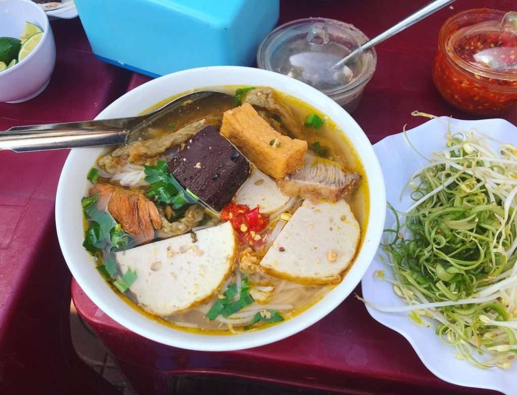 Bún riêu Côn Đảo