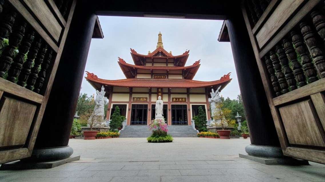 chùa Huệ Nghiêm