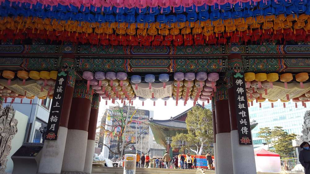 Jogyesa thu hút du khách