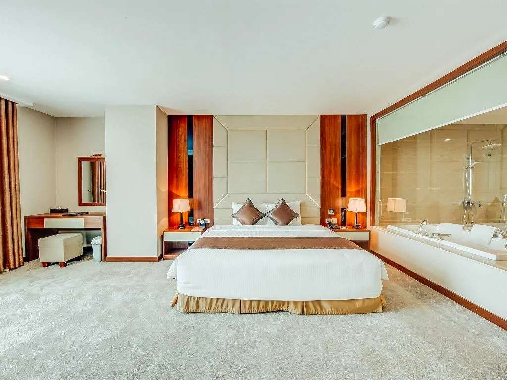 Phòng nghỉ rộng rãi, đầy đủ tiện nghi tại Khách sạn Mường Thanh Luxury Bắc Ninh @nhà Mường 