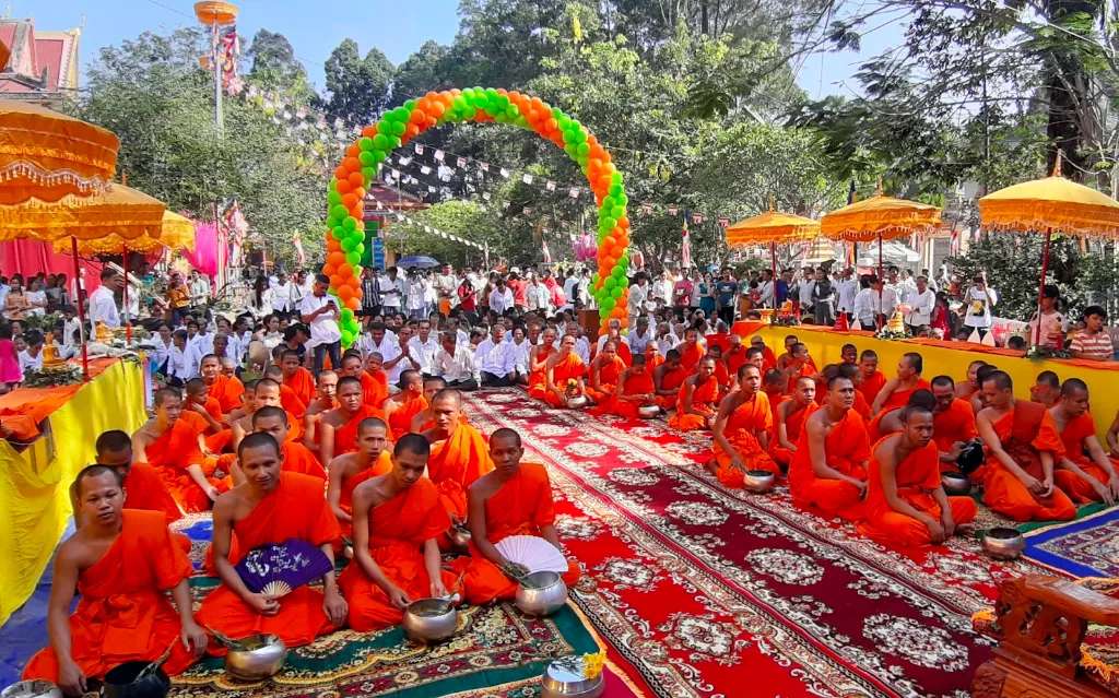 Lễ hội Chol Chnam Thmay tại chùa Wat Phnom 