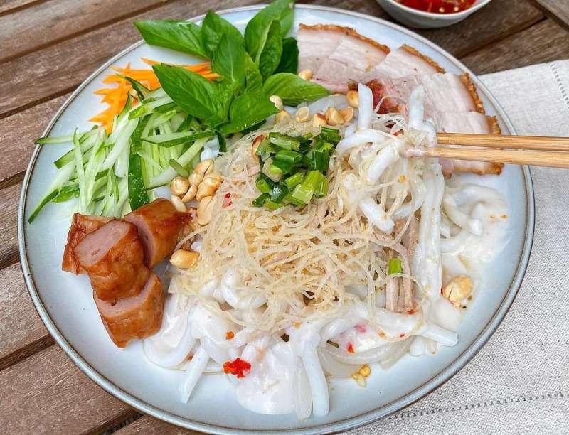 Bánh tằm Ngan Dừa