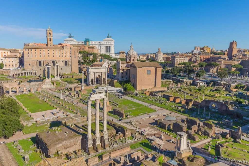 Roman Forum @Shutterstock