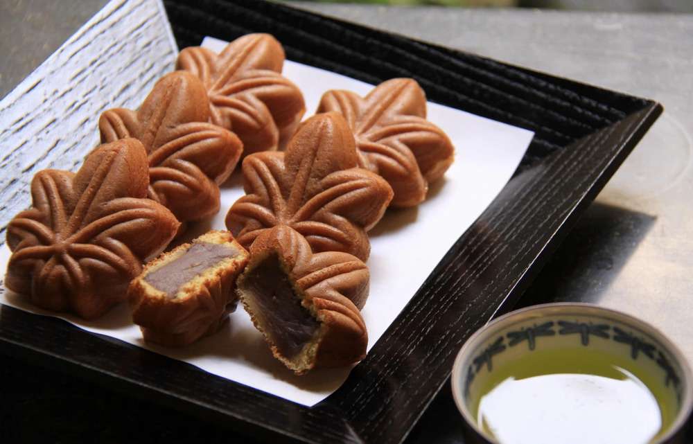 Bánh Momiji