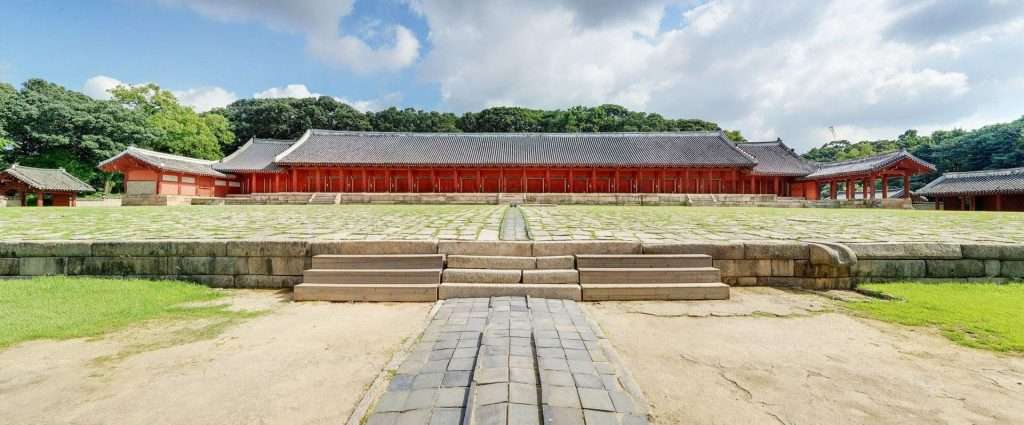 Khu vực chính điện là nơi cất giữ bài vị của tổ tiên hoàng gia. @Cultural Heritage