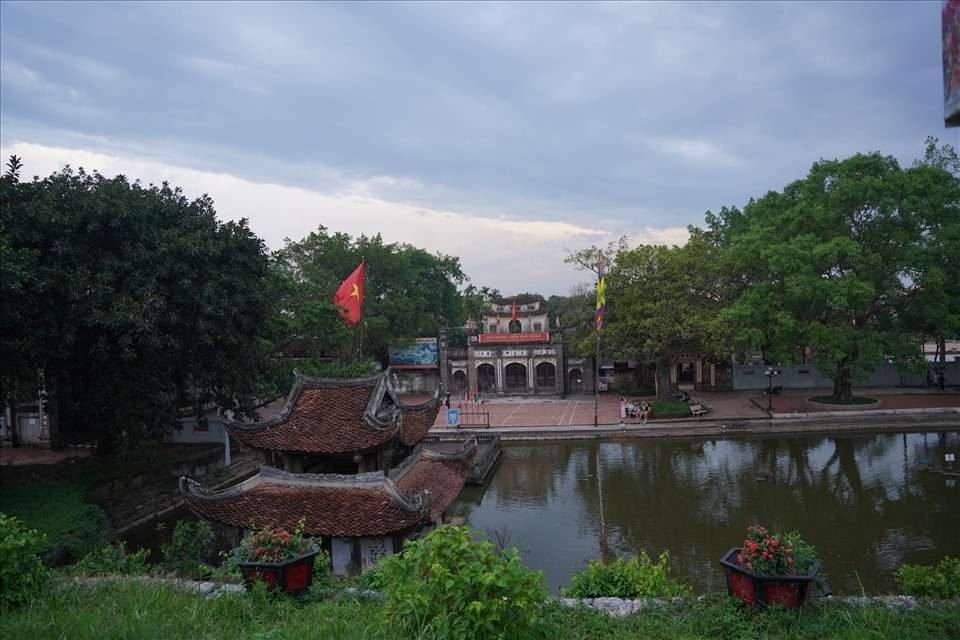 Đền Phù Đổng