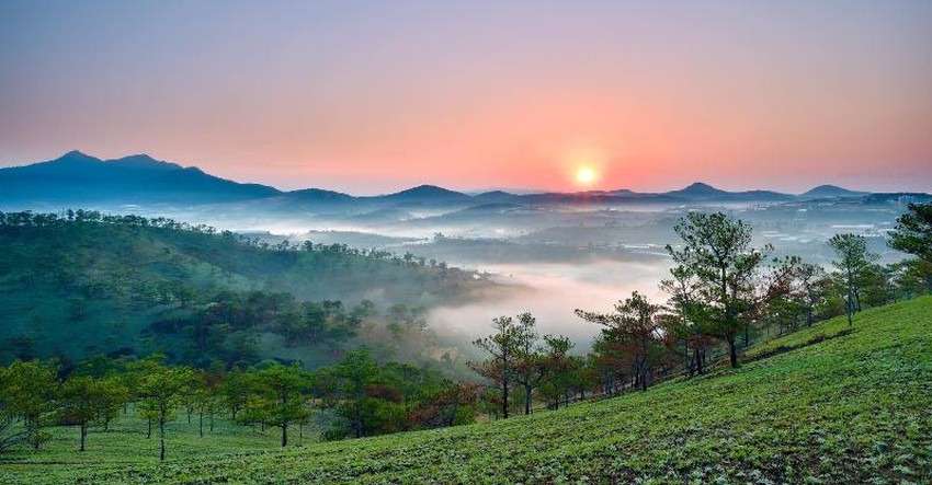 Săn mây ở đồi Du Sinh