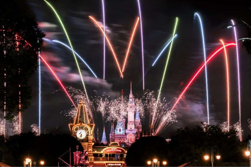 lễ hội đêm tại Disneyland Thượng Hải