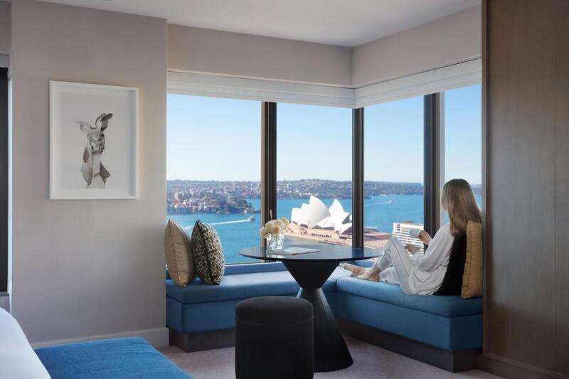 Khách sạn với view nhìn thẳng ra nhà hát Opera Sydney
