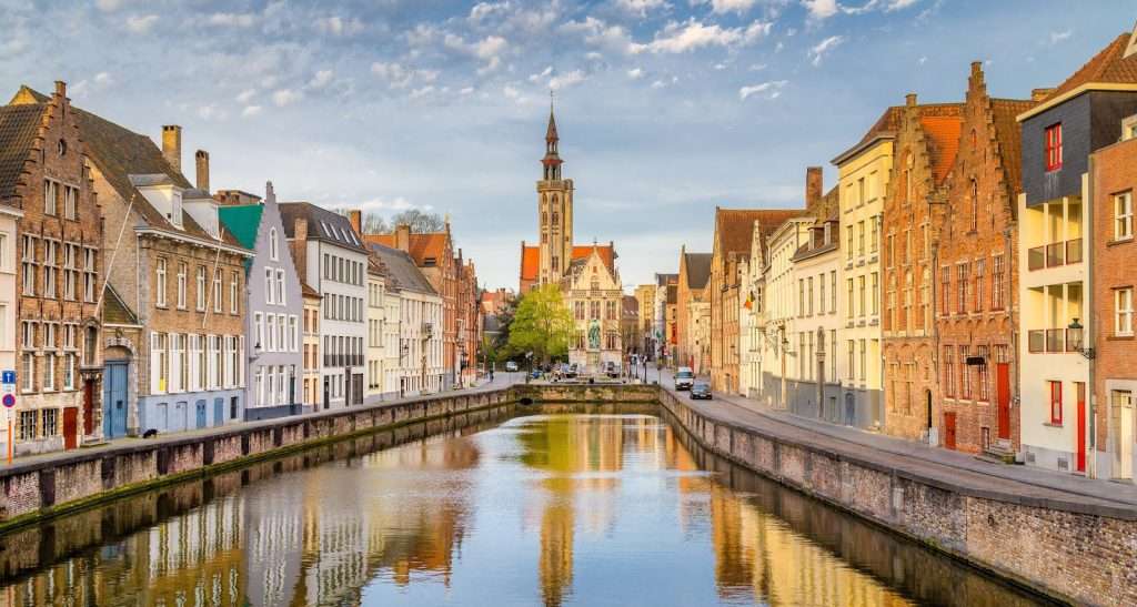 Thành phố Bruges đẹp như tranh vẽ 