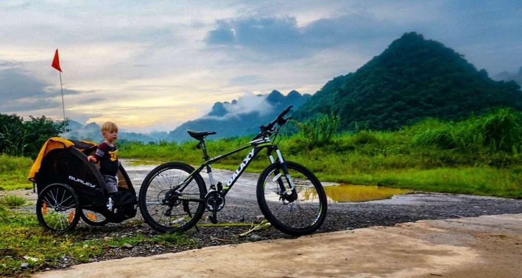 Đạp xe dạo rừng Cúc Phương