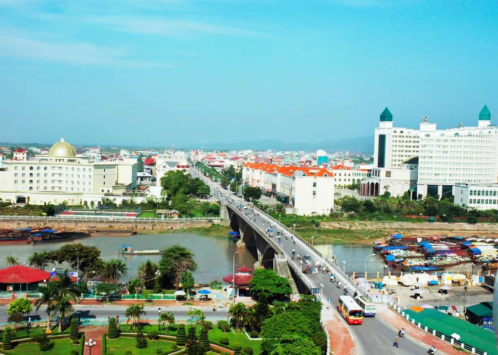 Khung cảnh thành phố Móng Cái