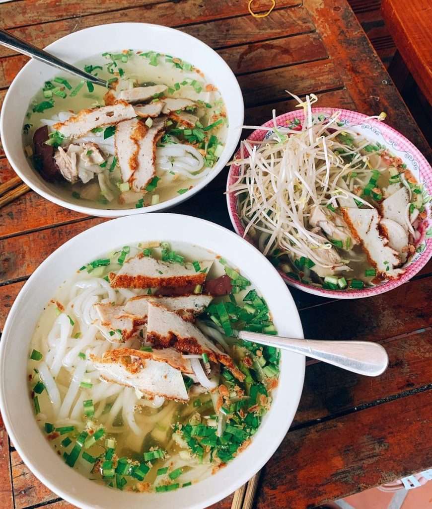 Bánh canh chả cá thu