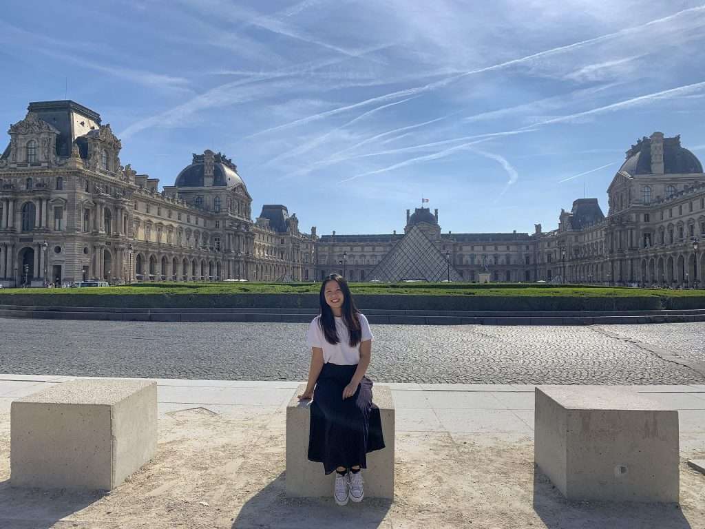 Bảo tàng Louvre - Pháp