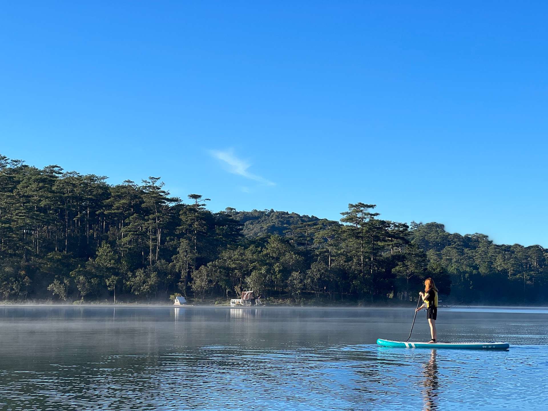 chèo sup hồ Tuyền Lâm