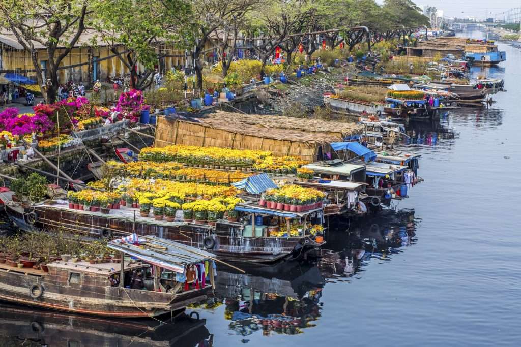 chợ hoa bến Bình Đông