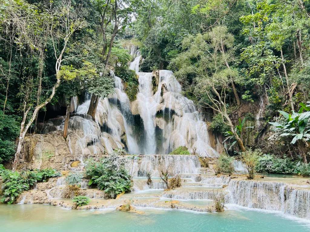 Điều kỳ diệu của thiên nhiên tạo nên thác Kuangsi