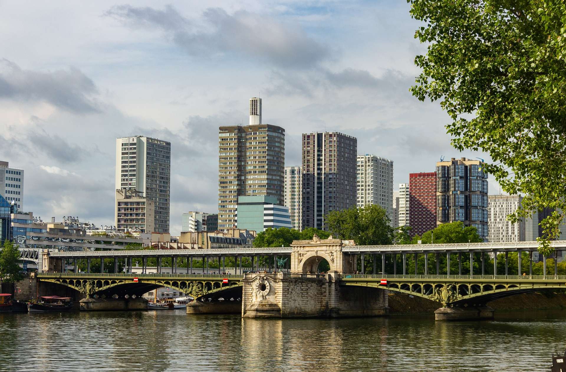 địa điểm du lịch paris