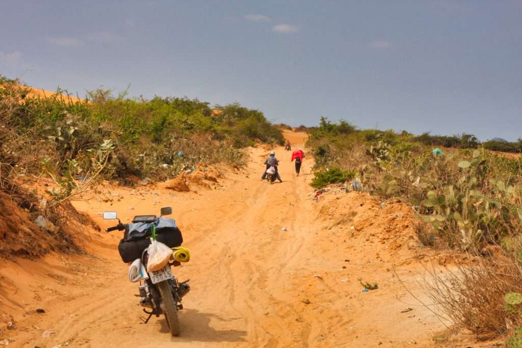 đồi cát Thành Tín