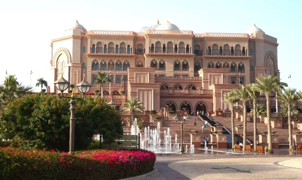 Emirates Palace - Du lịch Abu Dhabi