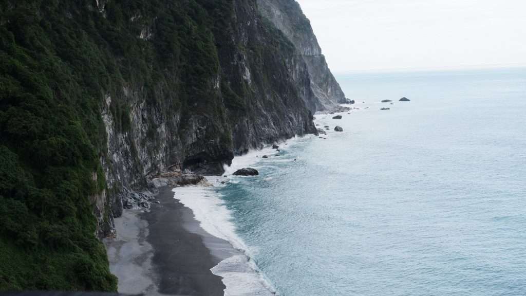 Qingshui Cliff nhìn từ chòi ngắm cảnh