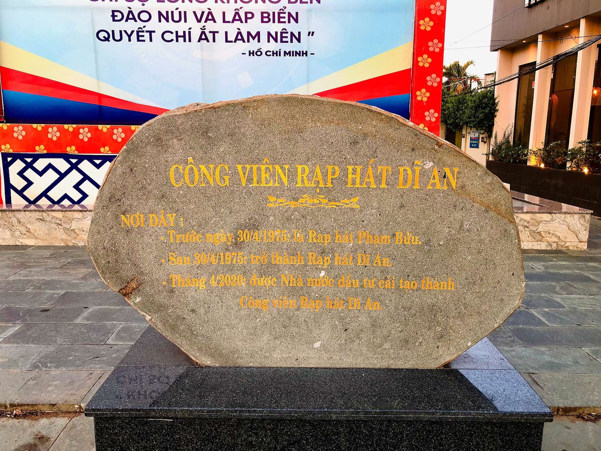 du lịch Dĩ An