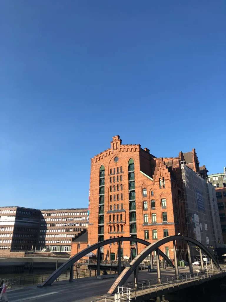 Du lịch Hamburg - International Maritime Museum