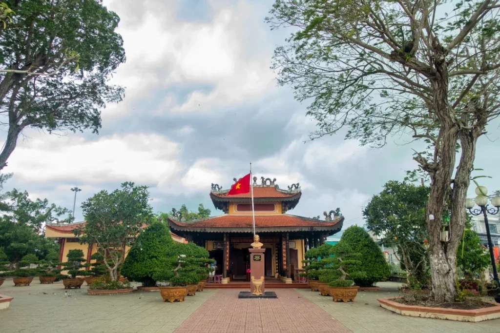 du lịch Gò Công