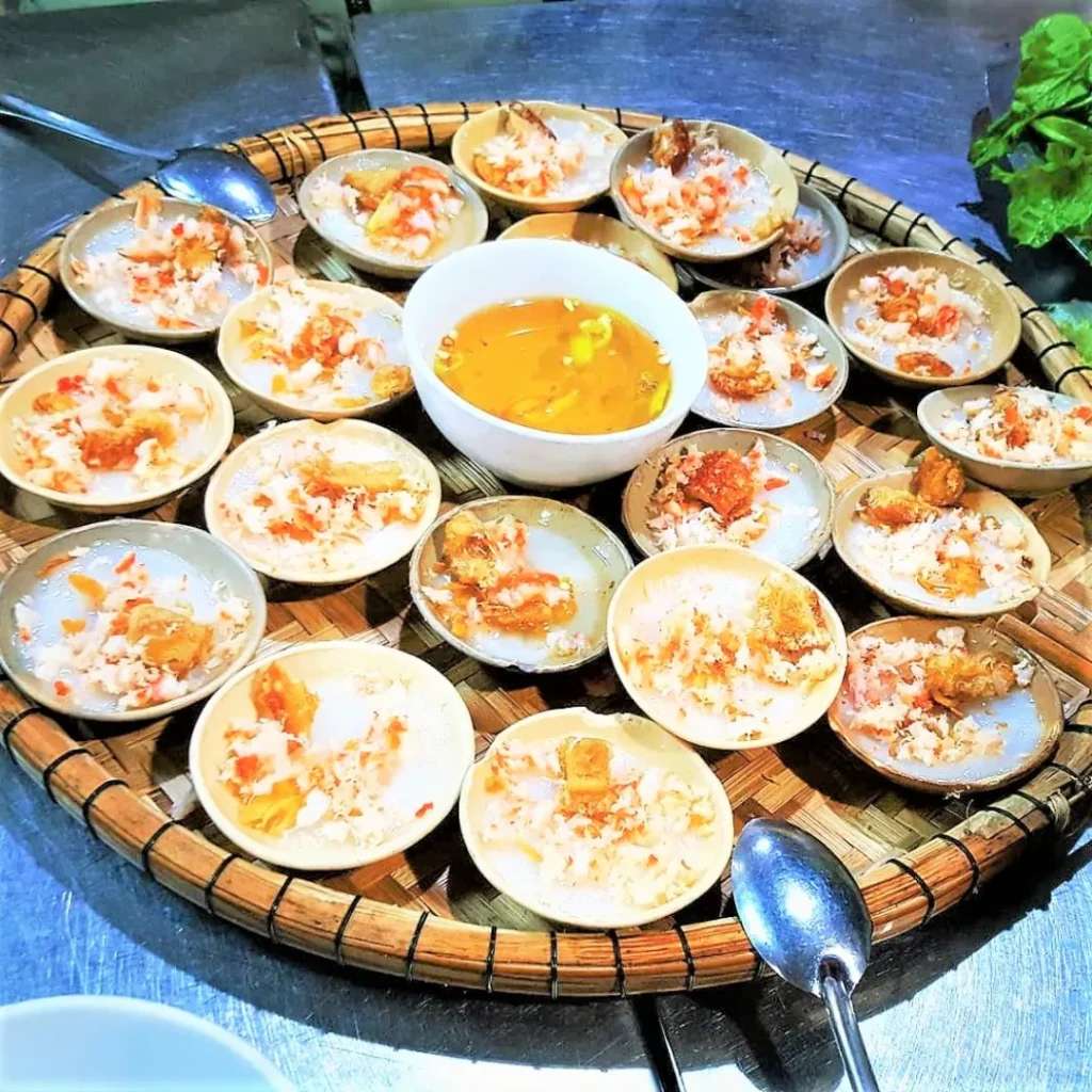 Bánh bèo Huế - đặc sản phải thử khi đến quán Hạnh