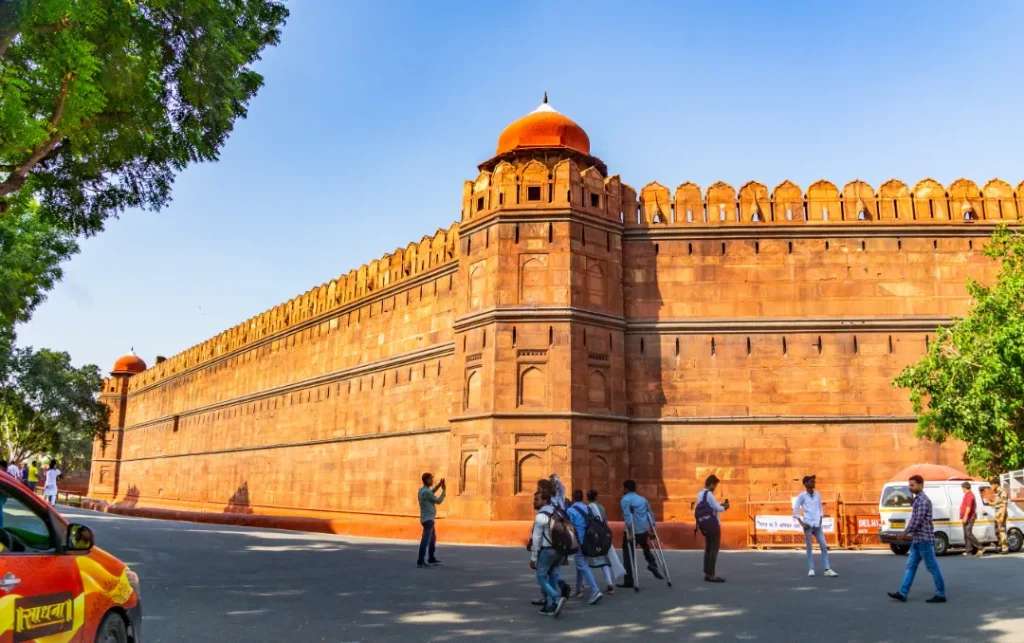 Red Fort có màu đỏ đậm rất đặc trưng