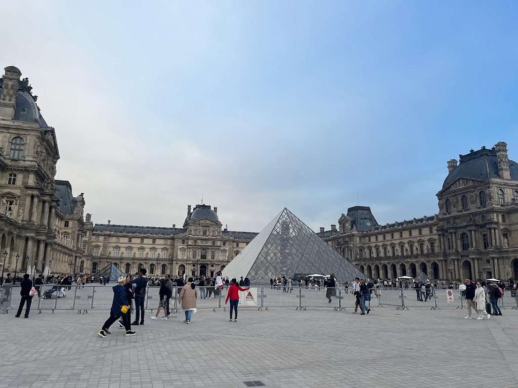 du lịch paris