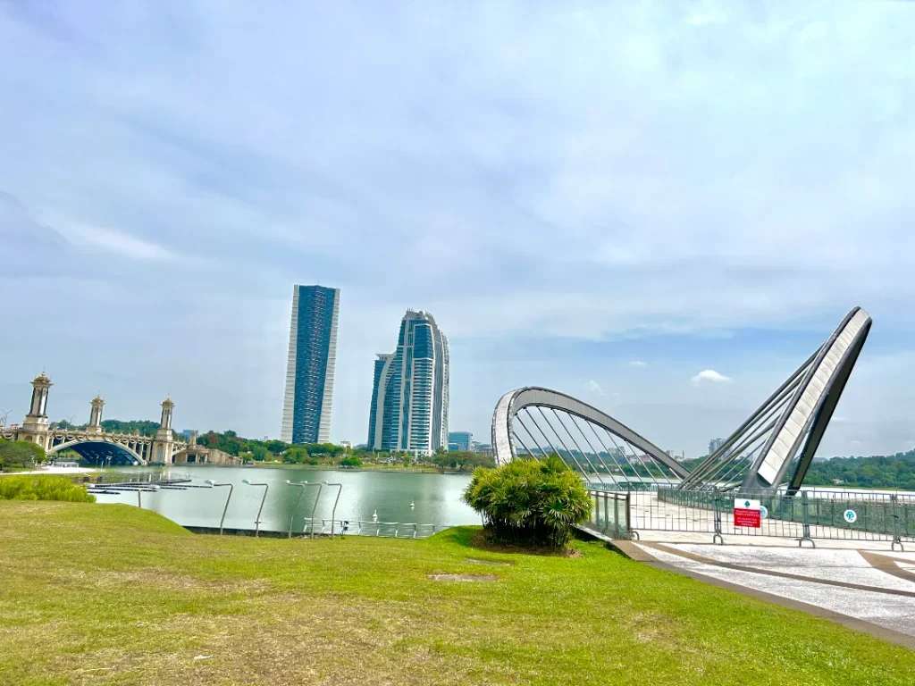 Du lịch Putrajaya -Viên ngọc xinh đẹp sát cạnh Kuala Lumpur