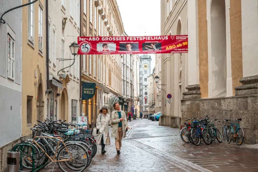 Một chiều mưa - Du lịch Salzburg