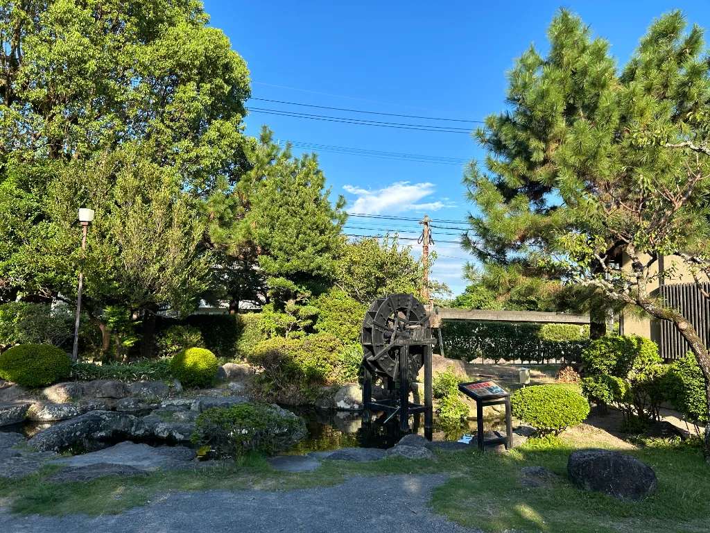 Một góc trong khuôn viên của ngôi chùa - Shimabara