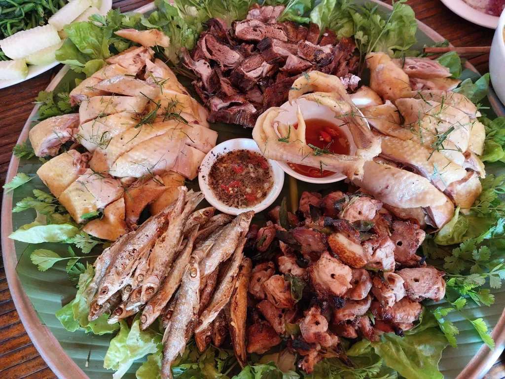 Một số món ăn dân giã ngon miệng mang đậm núi rừng Thanh Sơn