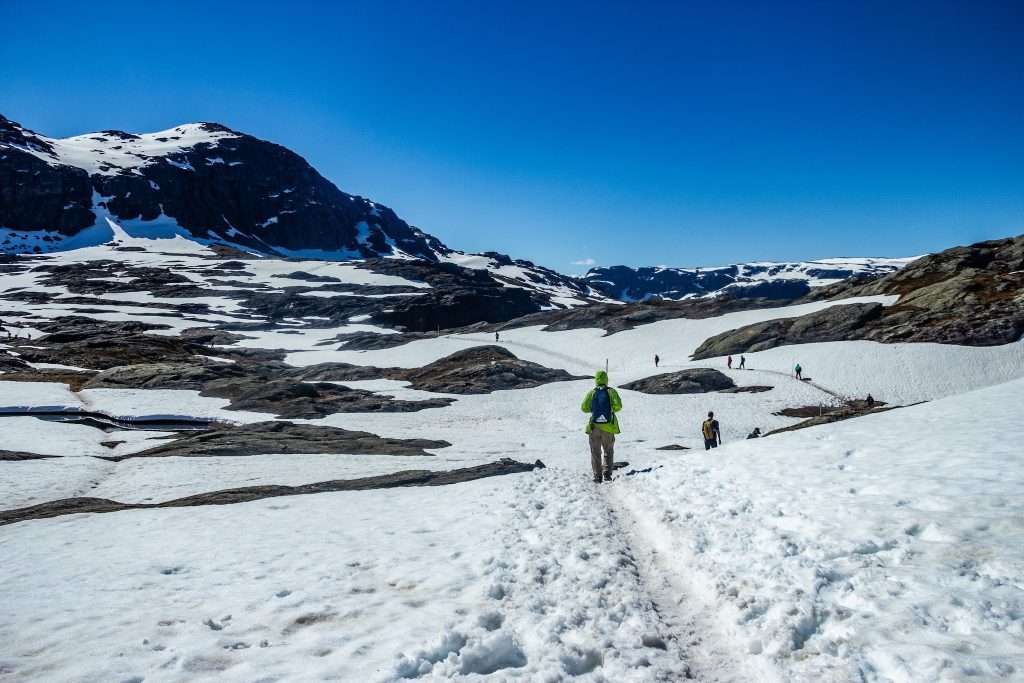 trekking Lưỡi quỷ Trolltunga