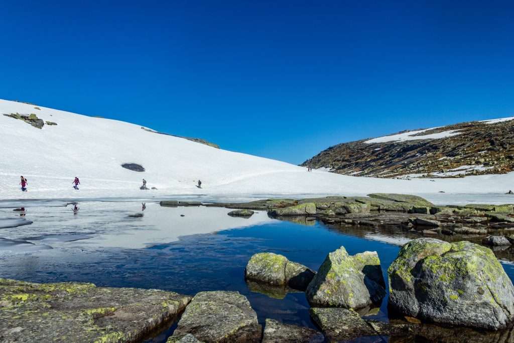 trekking Lưỡi quỷ Trolltunga