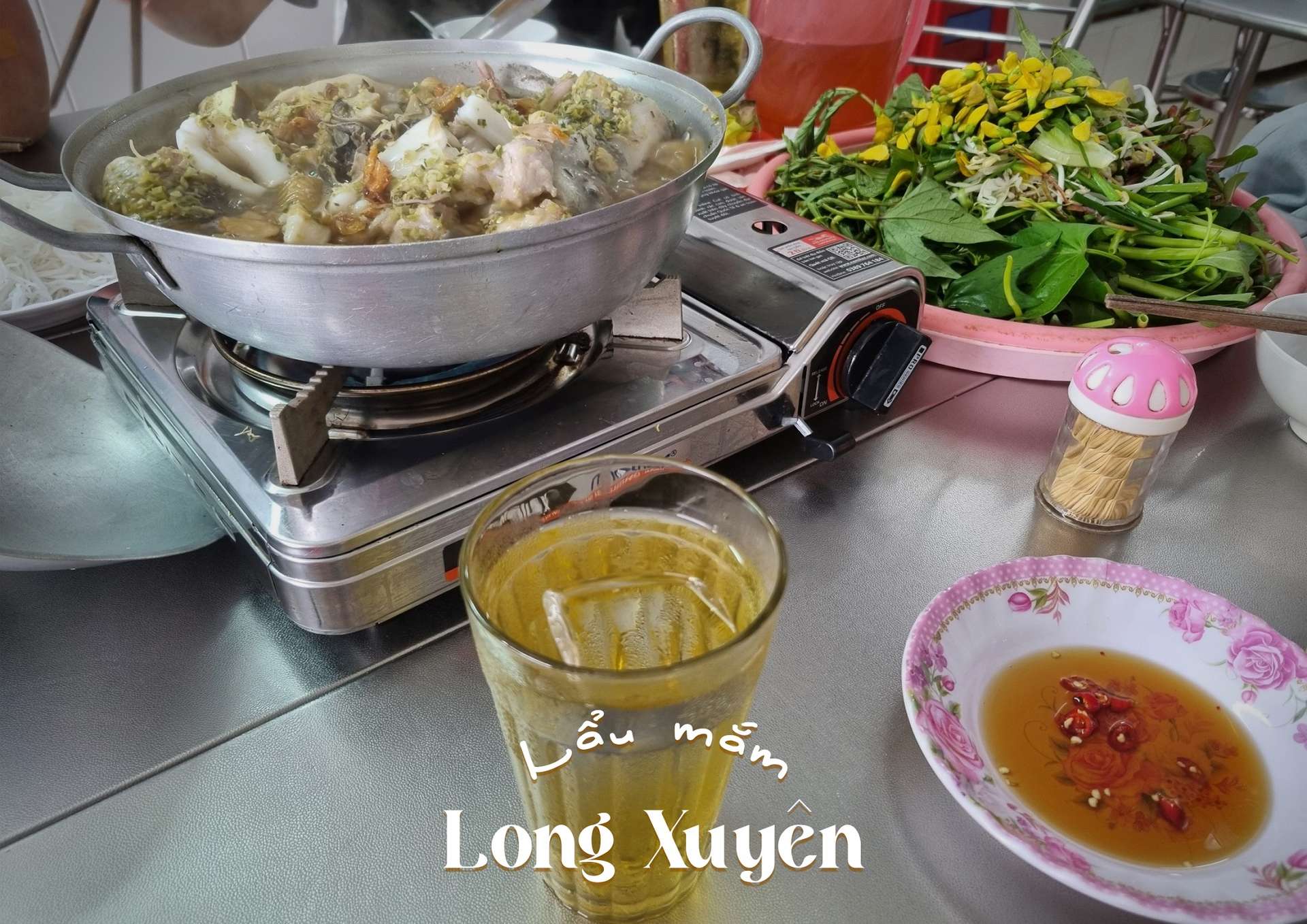 khám phá chợ nổi long xuyên