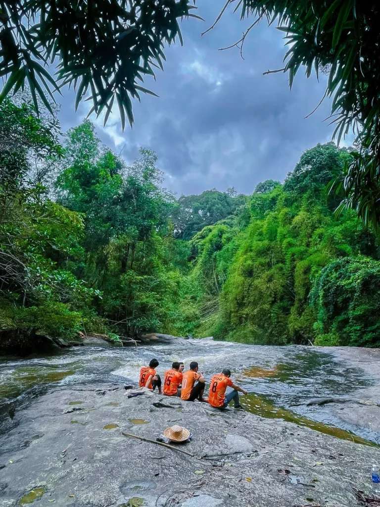 Một góc ở thác Gấu