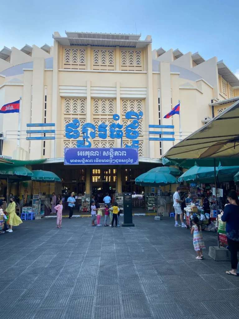 Một mặt trong chợ trung tâm - Kinh nghiệm du lịch Phnom Penh